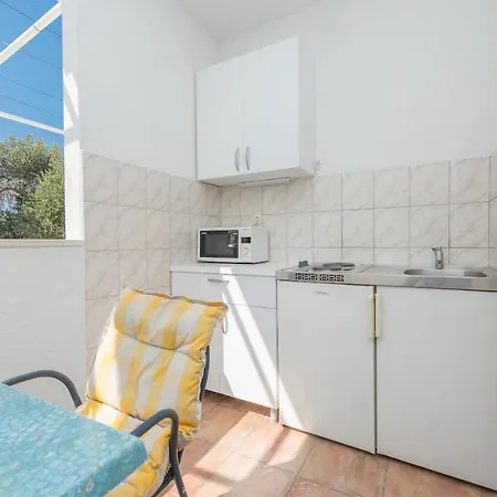 Apartmants Sestic Tucepi