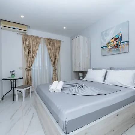 Apartment Apartmants Sestic Tucepi