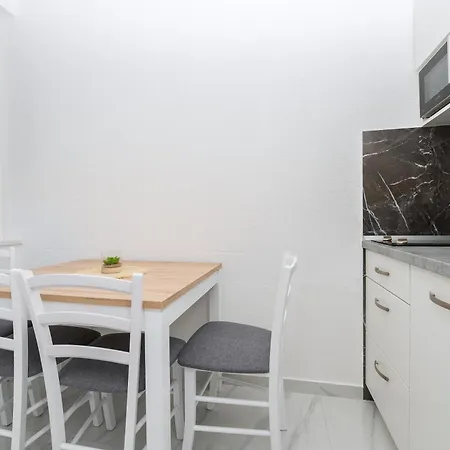 Apartment Apartmants Sestic *