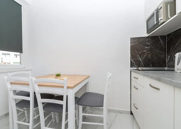 Apartament Apartmants Sestic *